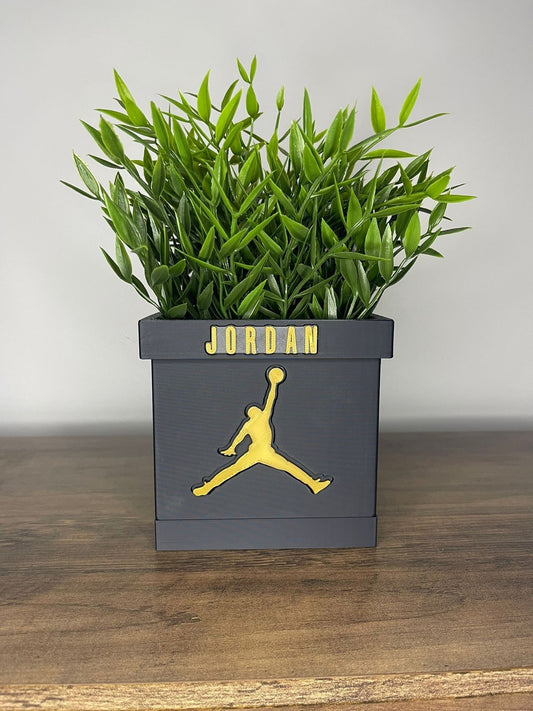 Decorative pot inspired by Air Jordan