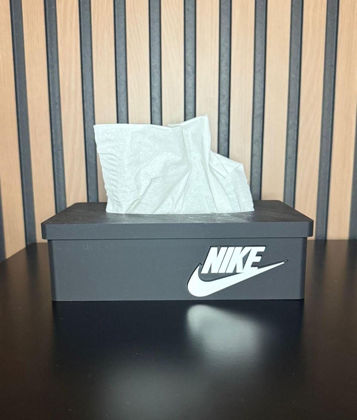 Style Tissue Holder