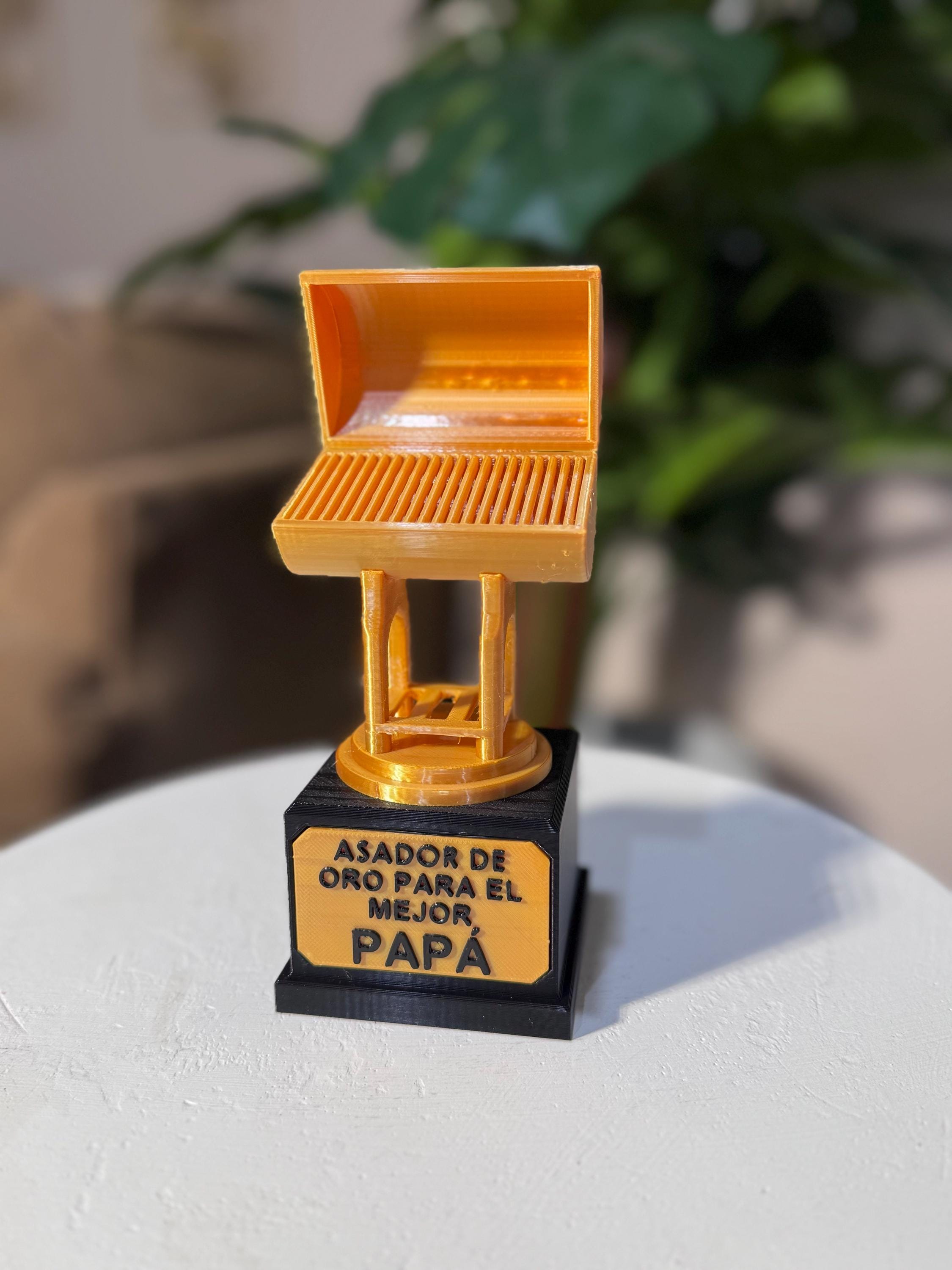 Father's  day GIFT 3D printed Asador de Oro – Trofeo para el Mejor Papá