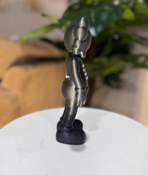 Contemporary Art Figurine – KAWS-inspired off-white