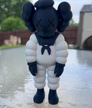 Modern Art Figurine – inspired Navy & White Edition