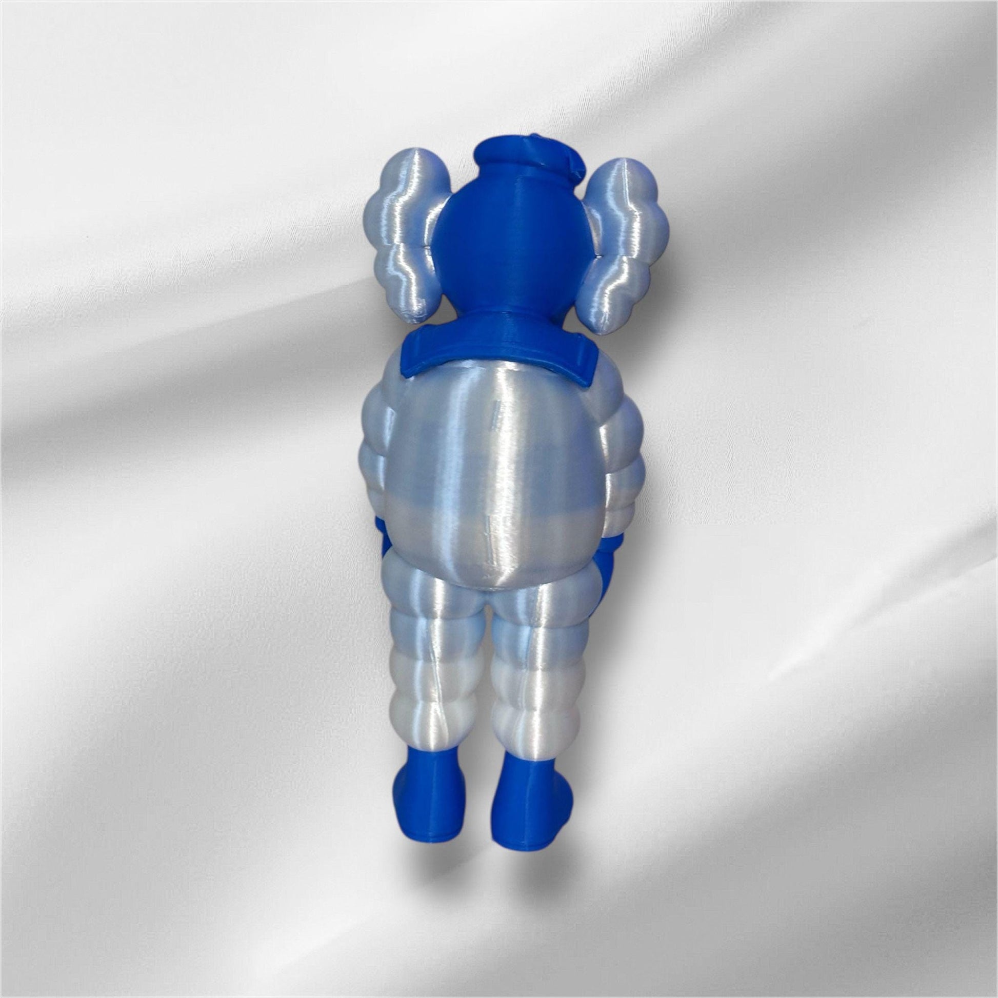 Modern Art Figurine – inspired Navy & White Edition